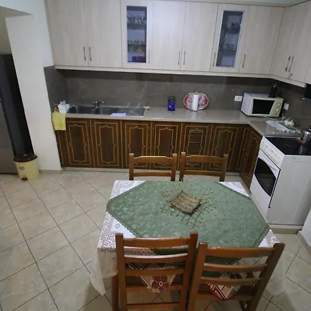 Mona'S Apartments Sarande Exterior photo